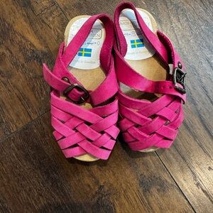 Moholm Pink Sandals
